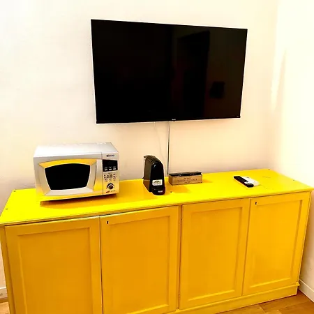 Isola - Garibaldi Lovely Apt. With Netflix And Wifi * Milan