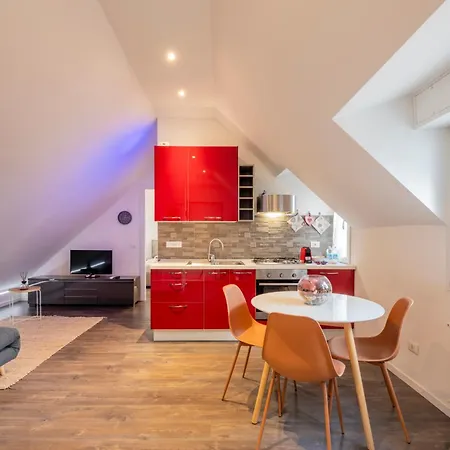 Luxury Piola - 7sundays Apartment