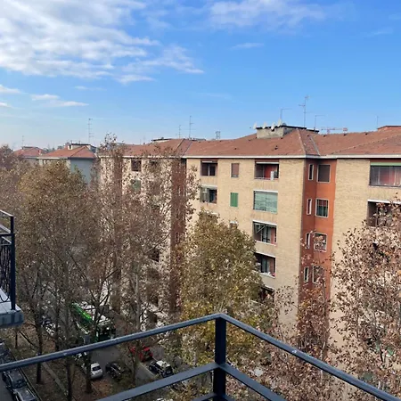 Trilocale Con Vista E Due Bagni Metro Blu Piazza Frattini Apartment Milan