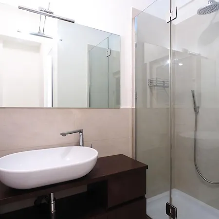 San Babila Centre Apartment *