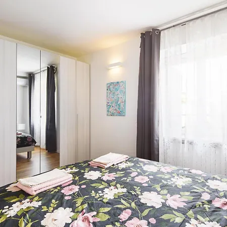 House Navigli In The Heart Of Navigli * Milánó