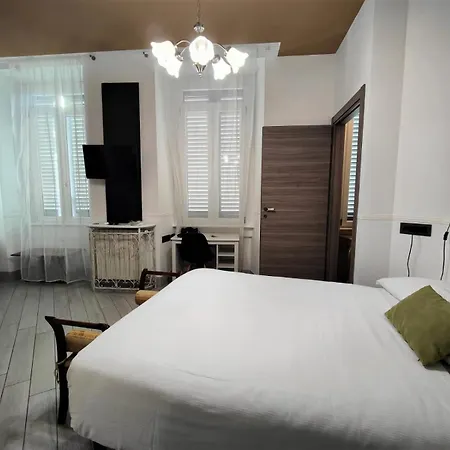 Dei Mercanti 4* Milan