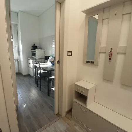 Apartment La Pace Mailand