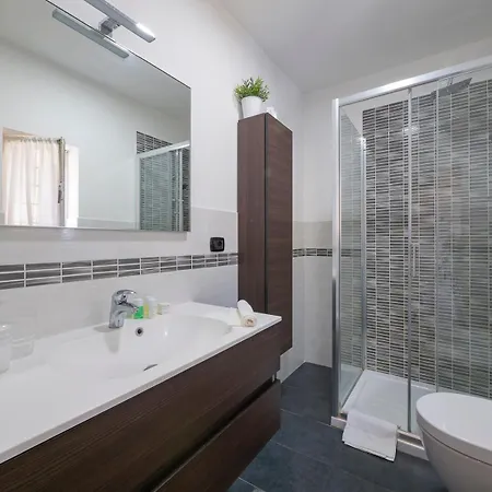 Silent Flat Between Duomo And Navigli