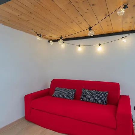 Apartament Romantica, Metro A 20m, Duomo E A 10 Min, Isola Mediolan