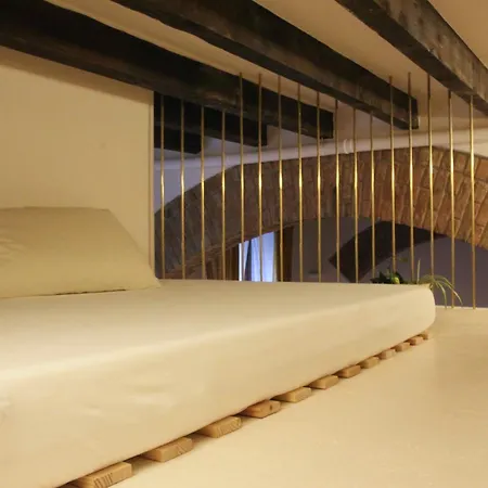 Loft Porta Romana - Duomo 3 Metro Stops Διαμέρισμα *