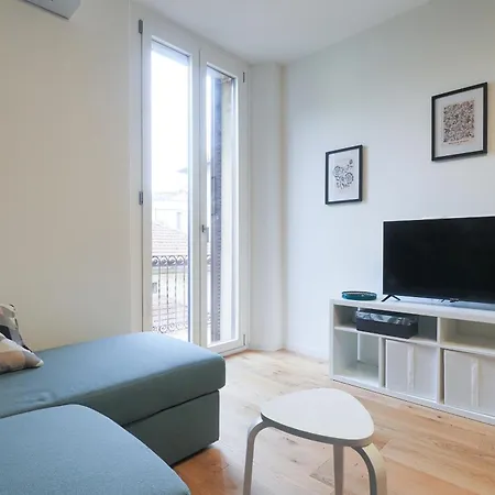 Melzo Premium Porta Venezia Apartment