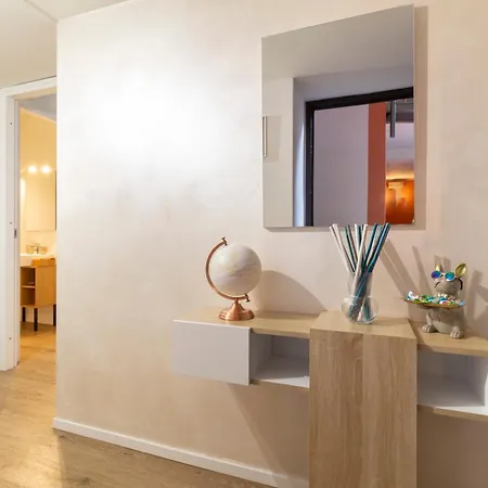 Luxloft Navigli - 2 Bathrooms - Free Parking * ميلان