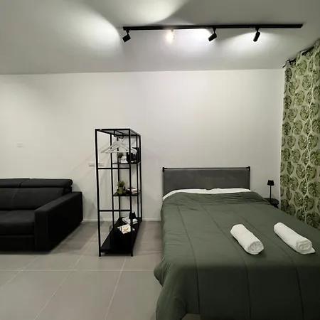 Guest house 12 Milan