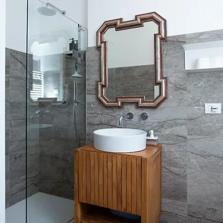 Artstay - New Exclusive Apt Near Metro M4 Milano