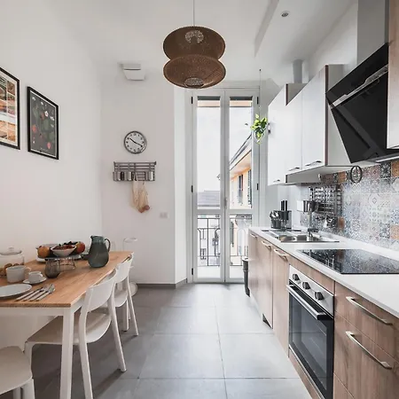 Διαμέρισμα Botticelli 24 *