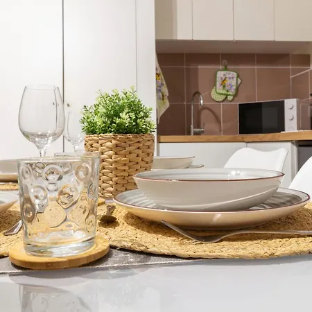 شقة Luxloft Navigli - 2 Bathrooms - Free Parking ميلان