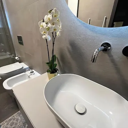 Luxury Close To Citylife, Metro & Dining