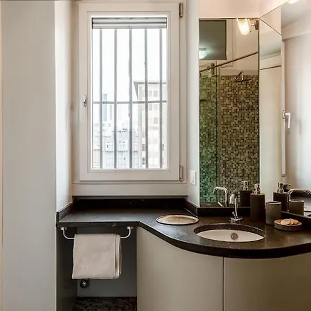 The Garibaldi Apartment Milan