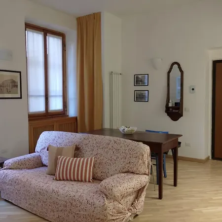 In The Center Apartment *