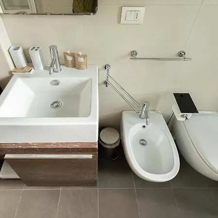 Splendido In Loreto M1 M2 アパート ミラノ