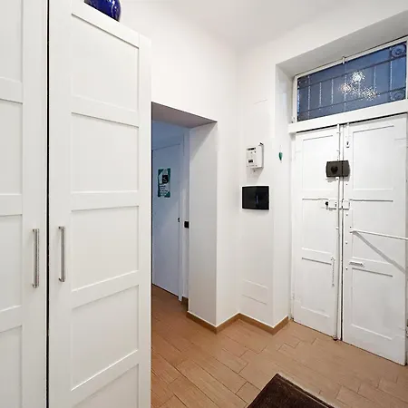 A House - Cozy At Noce District Apartmán