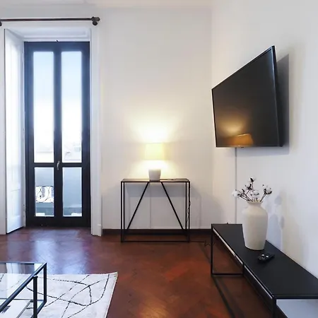 Zaffiro Apartment Milan
