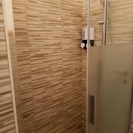 فندق مبيت وإفطار Eros Casa
