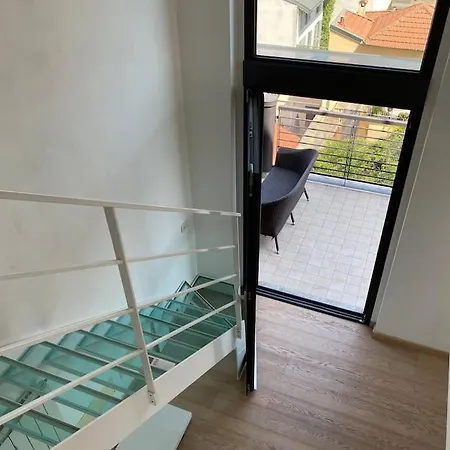 דירה Penthouse Luce Near Metro-bus-tram