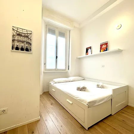 The White House In ミラノ