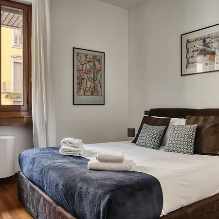 Just Urban - Bilocale Strategico Per Duomo E Life - M1 Μιλάνο