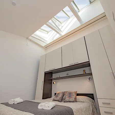 Romana Loft *
