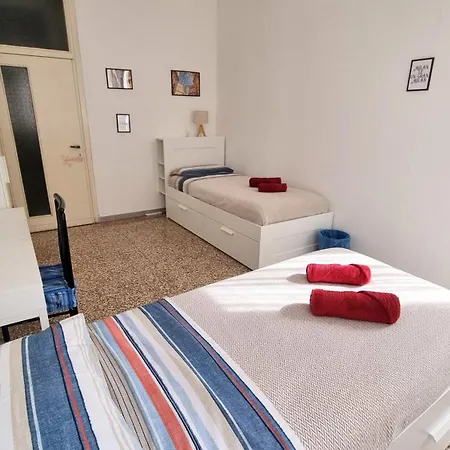 Casa Manli - In Affitto * Milan