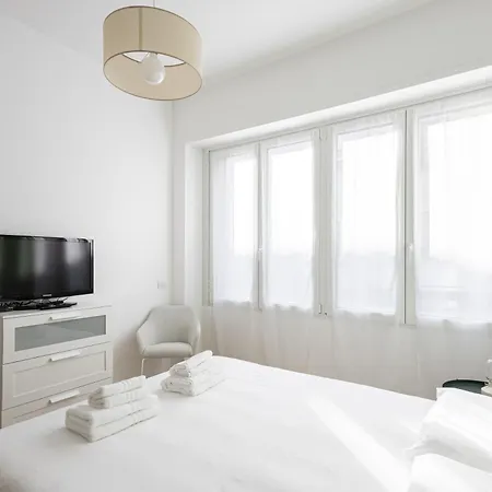 Appartamento Bilocale Di Design In Zona Chinatown - Sempione Milano