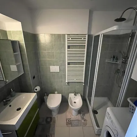 Apartman Entire House - Cute And Modern Flat, Very Well Connected To The Center *