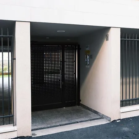 Comecasa Modern Terraced & Palestra Milan