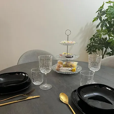 La Regina Delle Locazioni In Porta Romana 3 Apartment