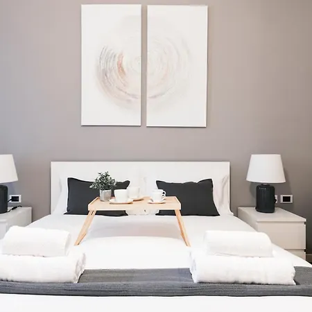 Apartment Easylife - Comfort And Style In The Heart Of Milan