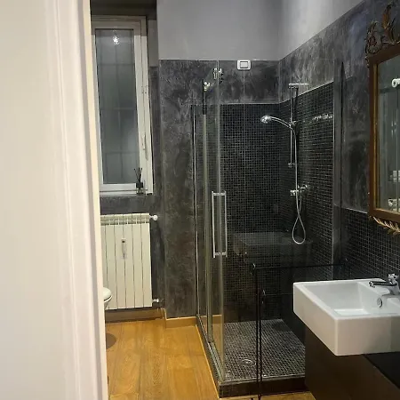 Arco Della Pace Elegante Loft Apartment