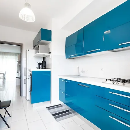 Bisceglie Mm Balcony King * Milaan
