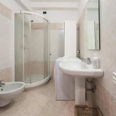 Red Dragon - Via Paolo Sarpi 아파트 밀라노