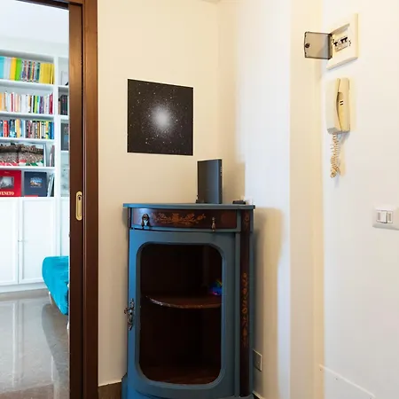 Apartment Youhosty - Paul Valery Bis Mailand