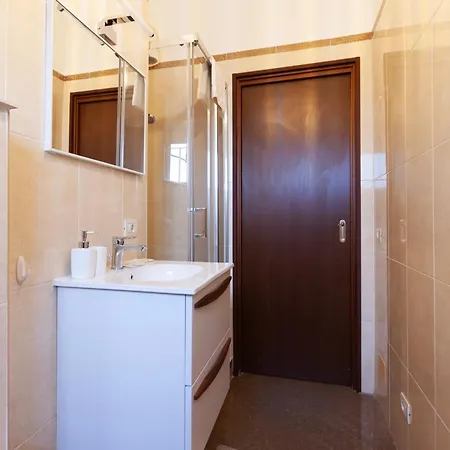 Youhosty - Paul Valery Bis Apartment *