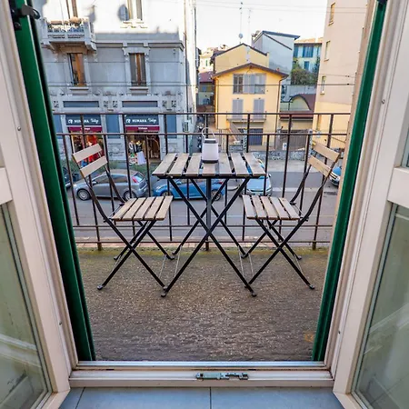 Off Keys Of Italy - Vigevano 41 Mm Porta Genova * ميلان