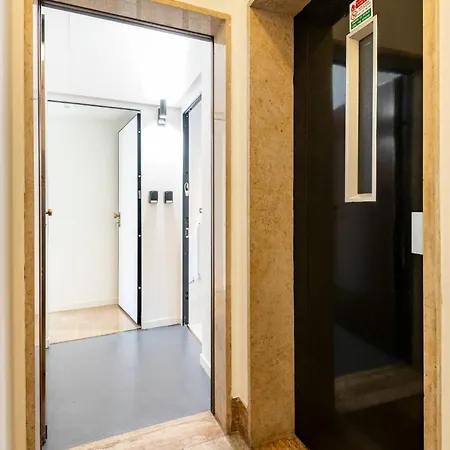 Maggi - New Beautiful In The Center Apartment Mailand