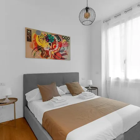 Casa Da Repubblica * Mediolan