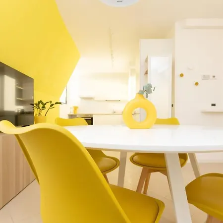 Appartement Sunny Retreat Near Metro, 12 Min To Duomo *