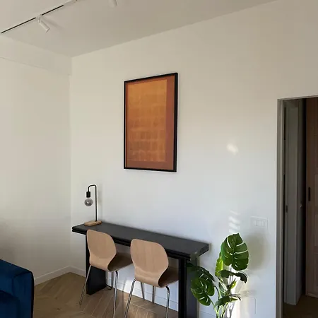 Bollicina - Free Parking, Ac & Balcony