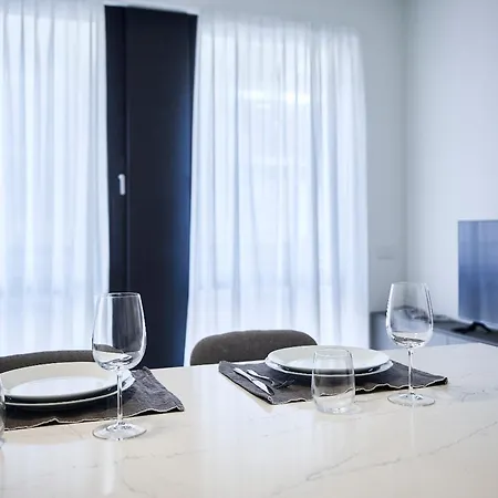 Modern Onebedroom 2nd Floor - Mirable Pm Milano