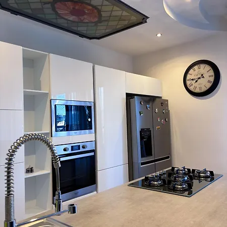 Duomo-milano Bocconi-lusso E Comfort Nel Cuore Della Citta