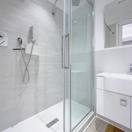 Apartment Panzeri Design - 2 Mins Darsena E Navigli Milan