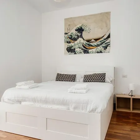 Apartman Cozy Modern Near Metro, Wifi Ac