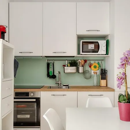 Cozy Modern Near Metro, Wifi Ac Lejlighed Milano