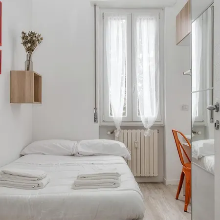 Ideal Rent - Dino Campana 8 *