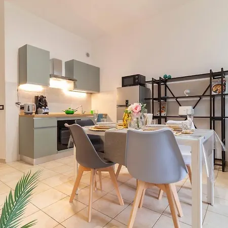 Apartman Luxapartment - Park View - Patio - Parking *